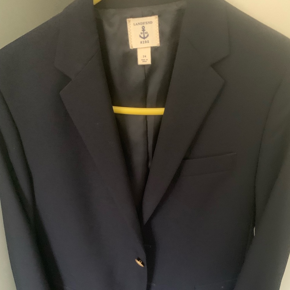 Lands’ End navy blue boys blazer sz 14 never worn
